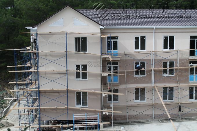 Строительство трехэтажных домов сблокированного типа, с применением стеклопластиковой арматуры "ROCKBAR" в фундаментах, стенах и плитах перекрытий, п. Шепси.